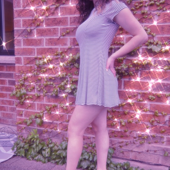 Monteau Los Angeles Short Striped Summer Dress - Picture 5 of 5